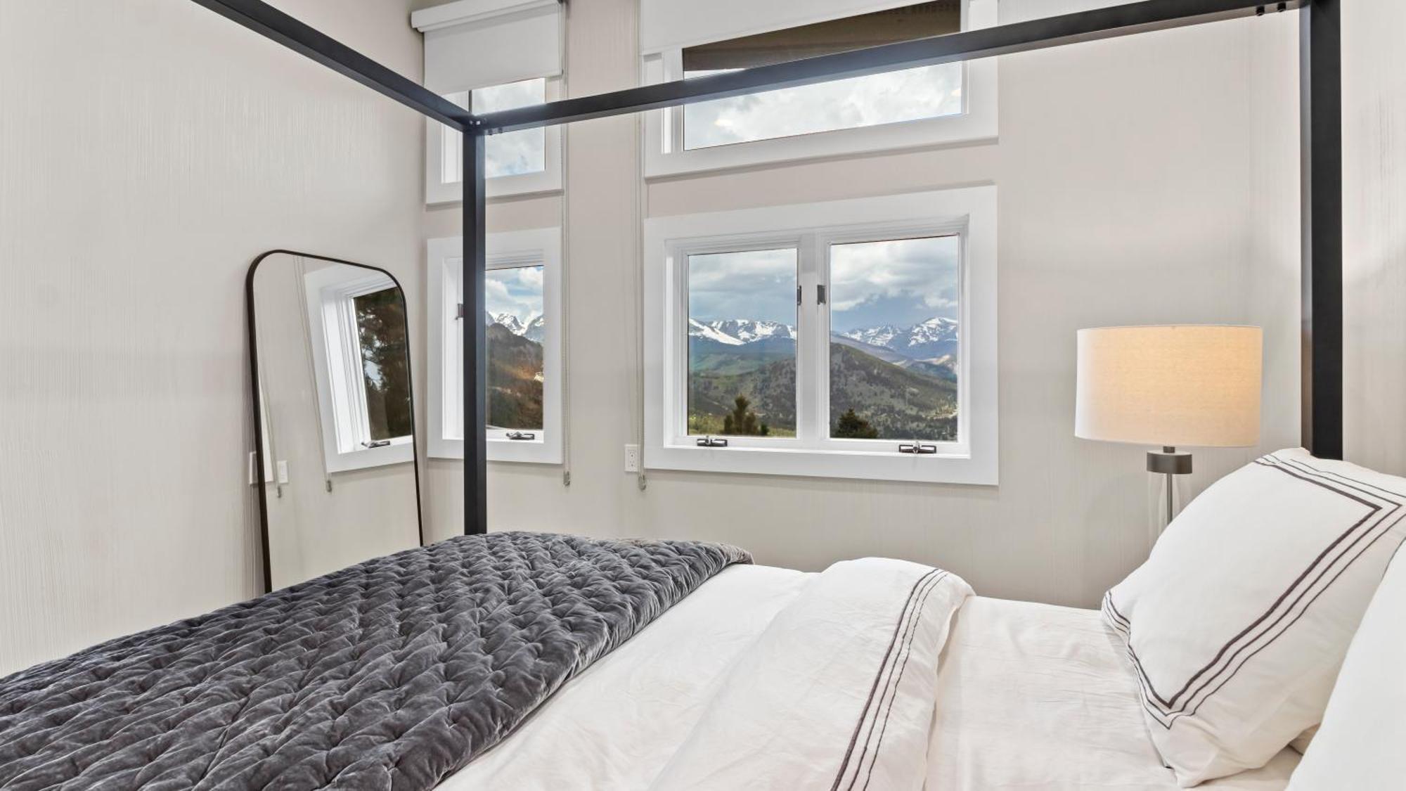 Casa De Cristal-Epic Views-Hottub-Sauna-Sleeps 10-Luxury Linens-Stocked Kitchen Estes Park Eksteriør bilde
